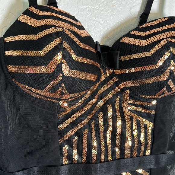 Glamorous Rose Gold Sequin Panels on Black Bodysuit size Small Black Fuschia 268 - Picture 6 of 9